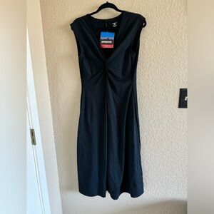 Patagonia slim fit midi dress.